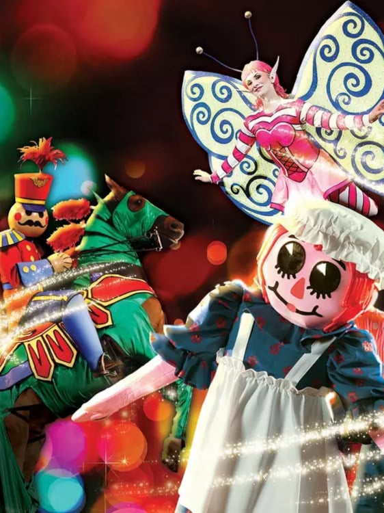 Image of the Christmas elements in the Christmas show at the Dolly Parton Stampede.