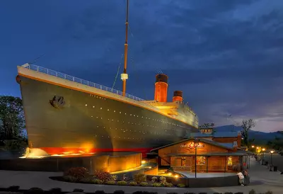 Outside of Titanic Museum in Pigeon Forge